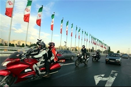 تور بین‌المللی موتورهای سنگین پاریس ـ اصفهان به تهران رسید