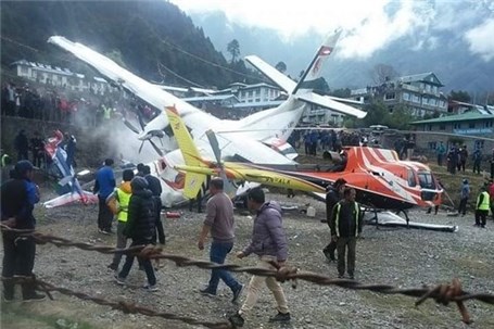 برخورد بالگرد با هواپیما در نپال، ۹ کشته و زخمی بر جا گذاشت