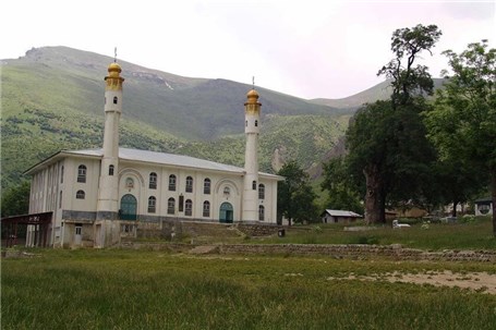 سنگ یادمان یاران میرزاکوچک‌خان در رامسر ارزش تاریخی ندارد