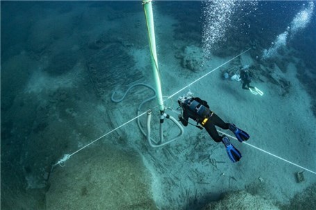 کشف گنجینه باستانی در اعماق آب‌های یونان