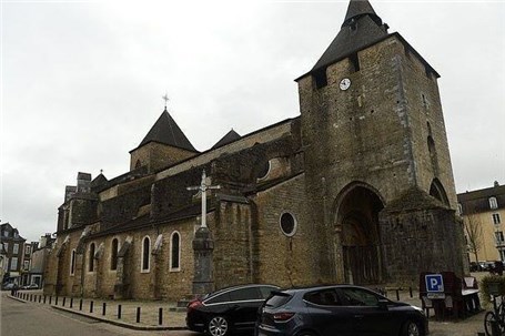 گنجینه کلیسای قرون وسطای فرانسه به‌ سرقت رفت